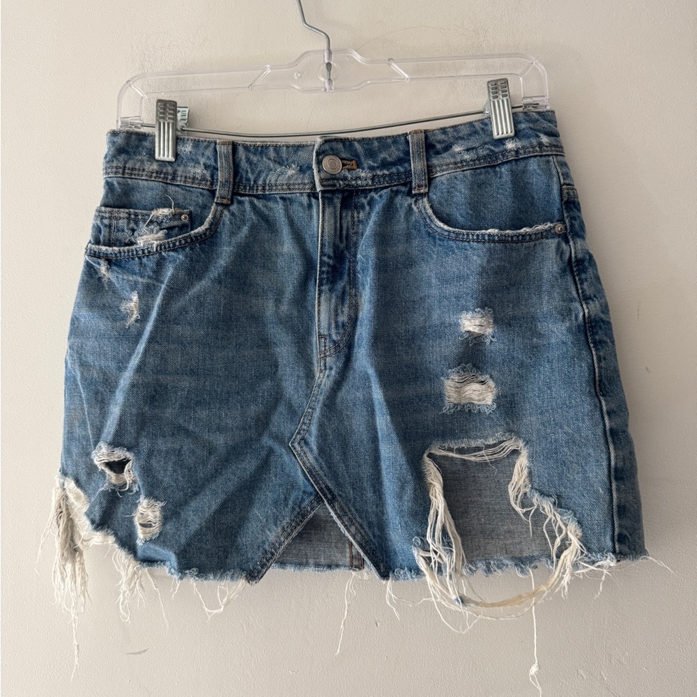 Zara Trafaluc Denimwear Denim Distressed‎ Mini Skirt